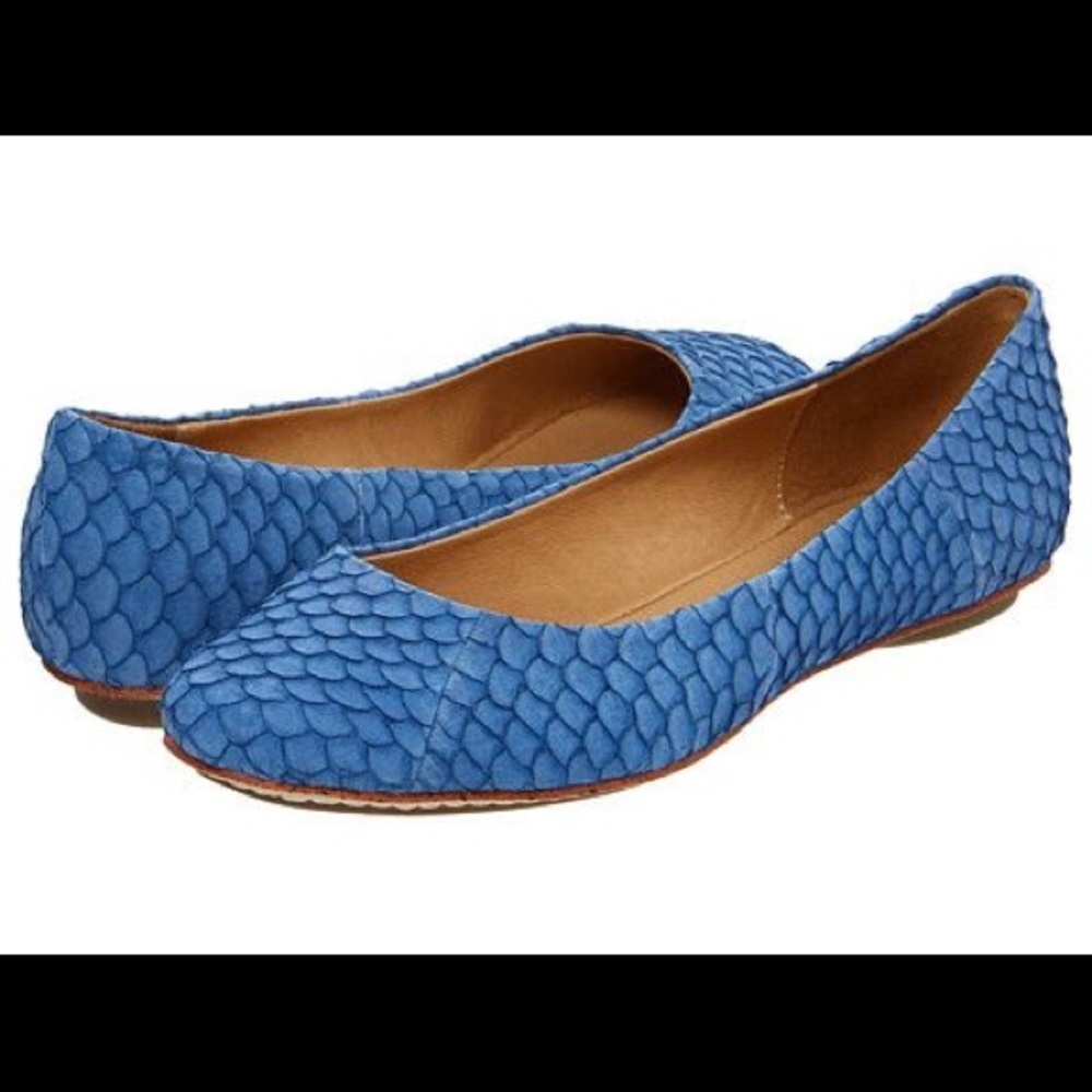 Miz Mooz Panther Flat Sz 8.5